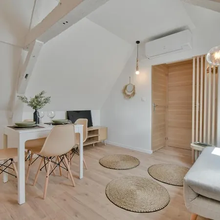 Residence Jean Hardy - Hyper Centre, Parking Gratuit, Wifi, Clim, Gare Valenciennes Exterior photo